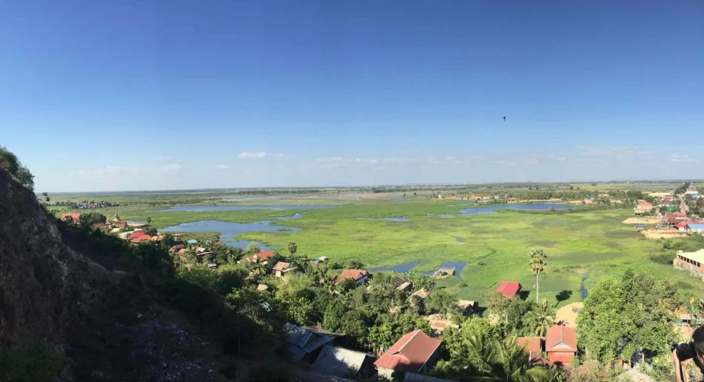 Phnom Krom — nejvyšší kopec v okolí