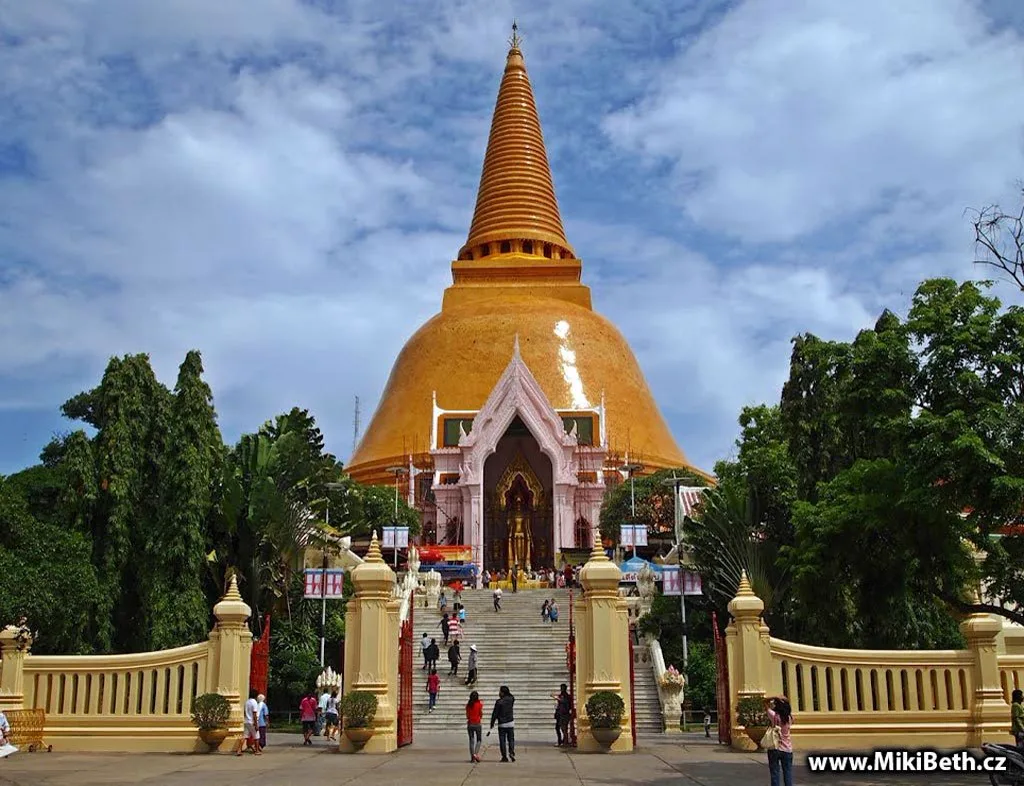 phra-pathom-chedi