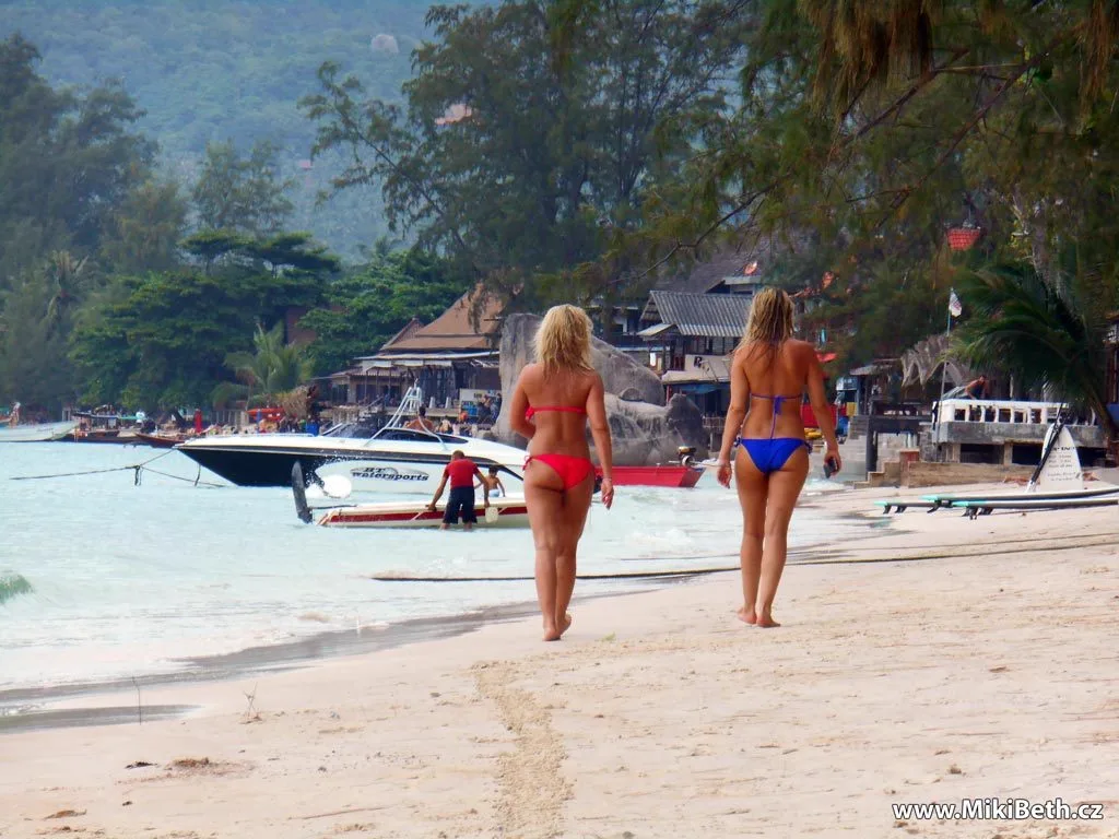 sairee beach koh tao